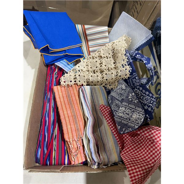 Bandannas and scarves et