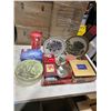 Image 1 : Tins