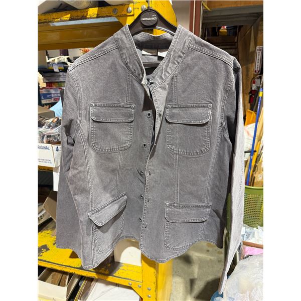 Jacket size 18