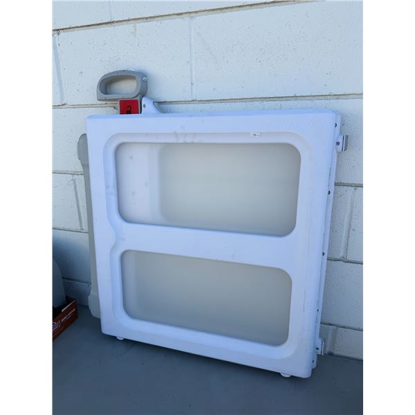 Baby gate