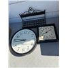 Image 1 : Clocks and shelf