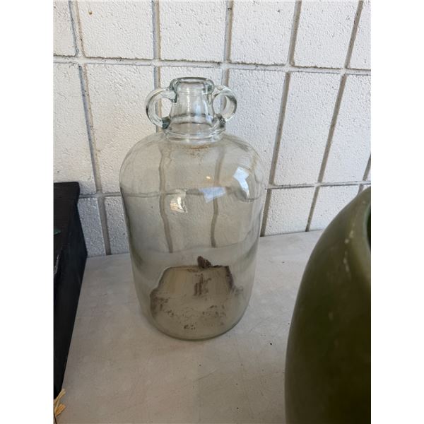 Glass jug