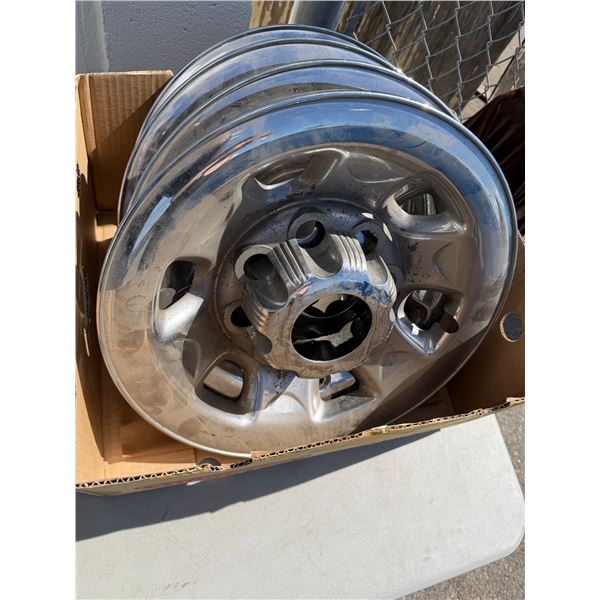 Hubcaps