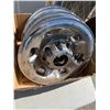 Image 1 : Hubcaps
