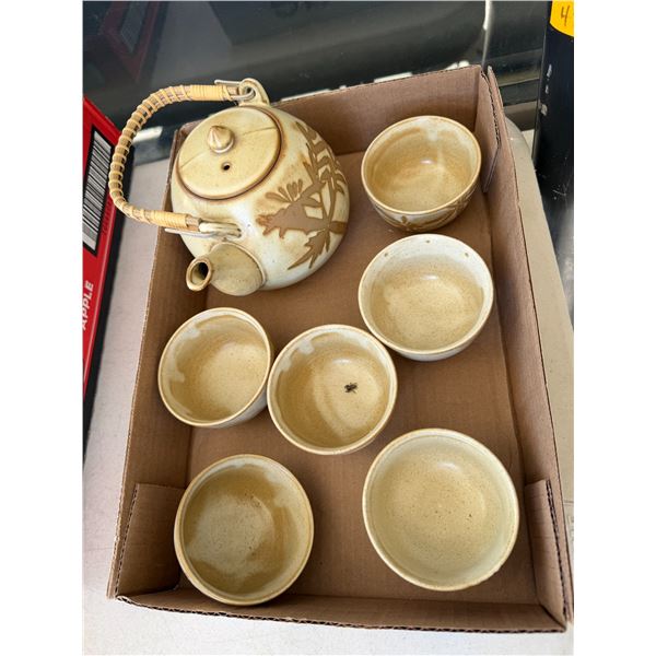 Saki set