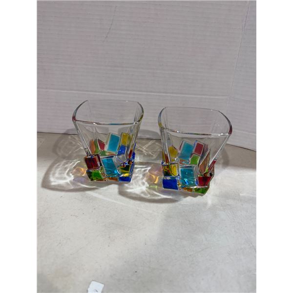 2 glasses
