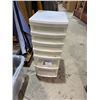 Image 1 : Storage drawers