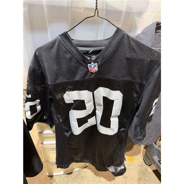 Jersey McFadden medium