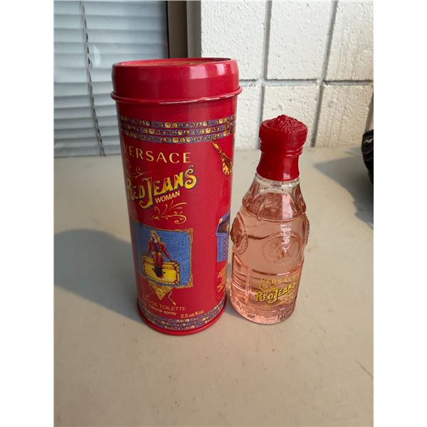 Versace red jeans, woman eau de toilet