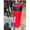 Image 1 : Heavy punching bag