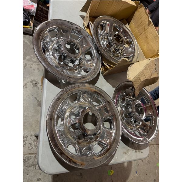 Hubcaps