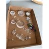 Image 1 : Assorted collectibles