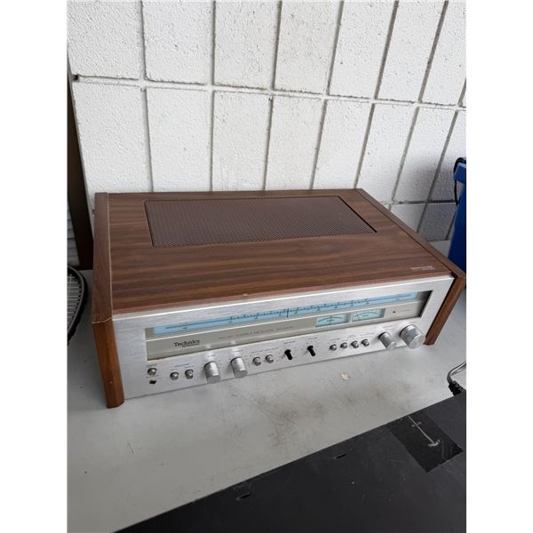 Techniques FM/a.m. stereo receiver SA – 5370