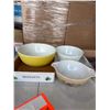 Image 1 : Pyrex bowls