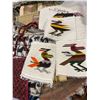 Image 2 : Tapestries and linens