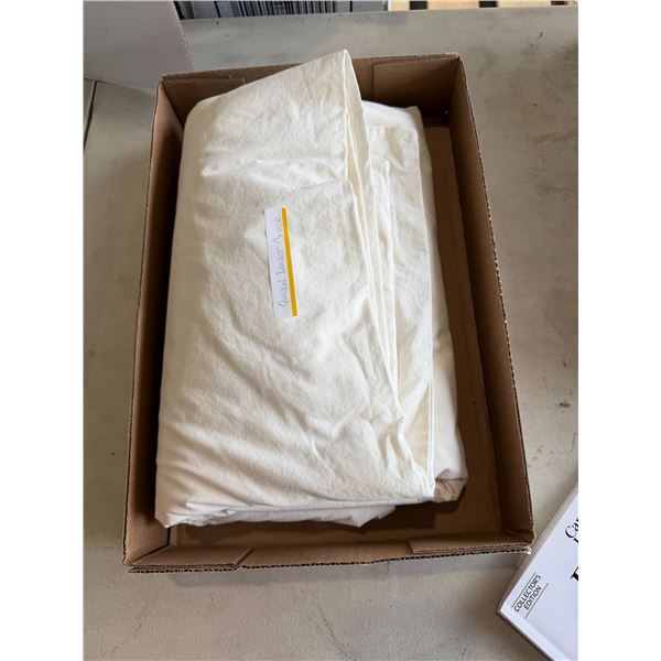 Queen duvet cover