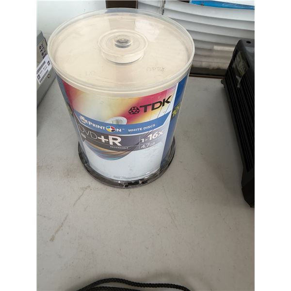DVD plus R CD
