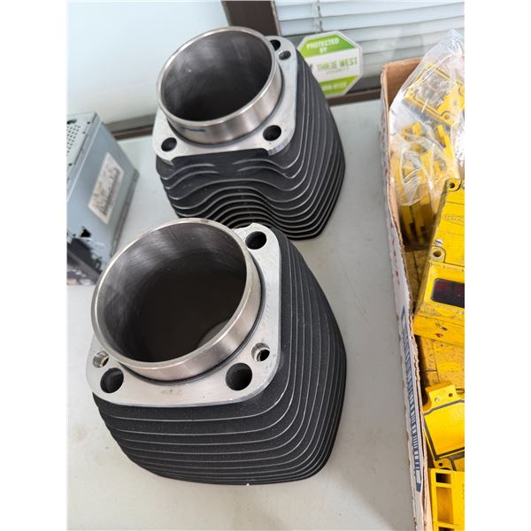 Harley-Davidson Twin Cam engine cylinder barrels