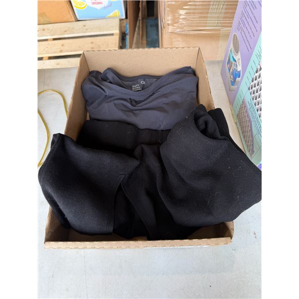 Shirt size, small and skirt, size medium
