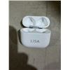 Image 1 : Apple AirPod charging case