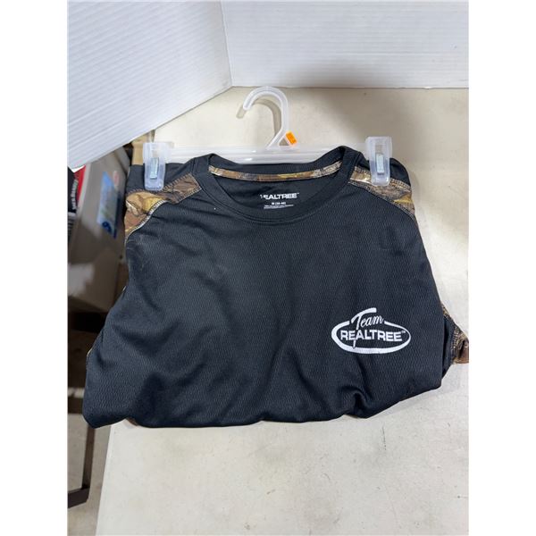New Real Tree medium shirt