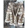 Image 1 : Western furs coat size medium/large?