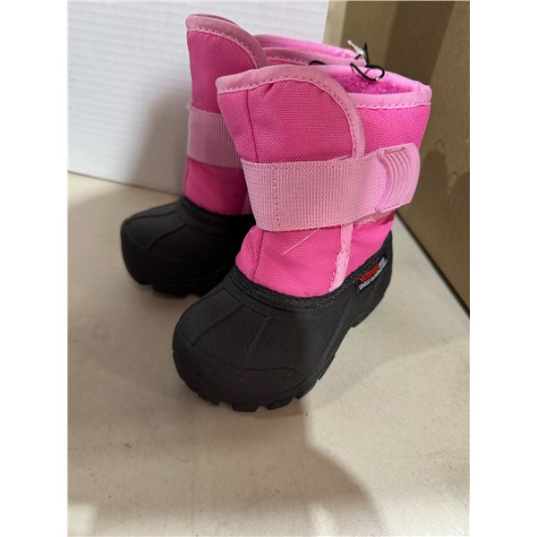 Toddler boots size 6