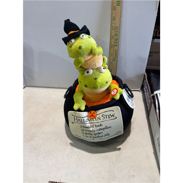 Halloween stew decor