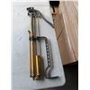 Image 1 : Antique pump