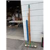 Image 1 : Brooms