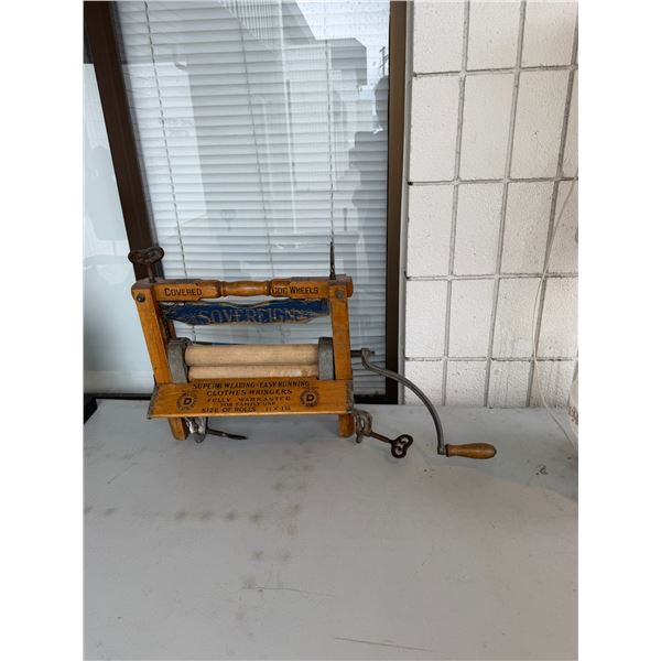 Antique washing wringer