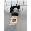 Image 1 : Singer, sewing machine 20–10 M