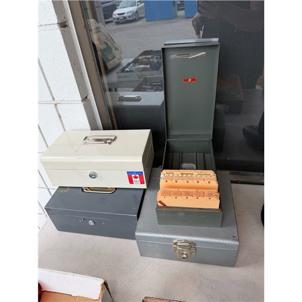 Storage boxes
