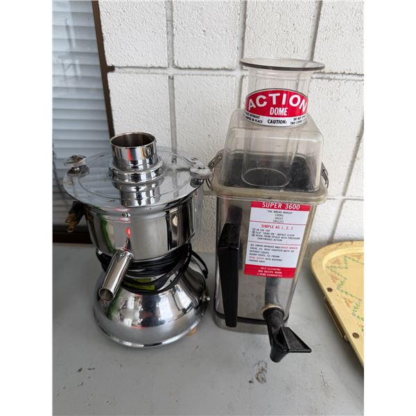 Vintage kitchen items