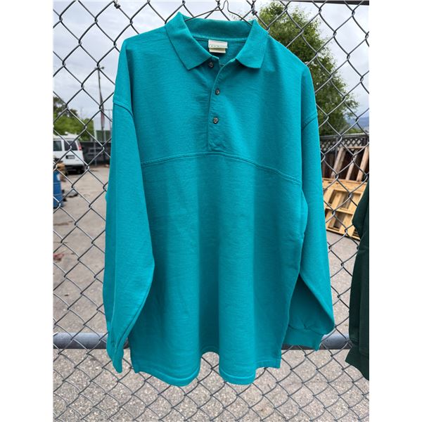 L. L. BEAN men's sweatshirt size medium.