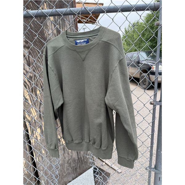 L. L. BEAN sweatshirt size small