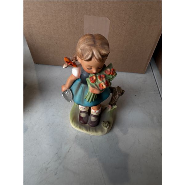 Figurine, Japan