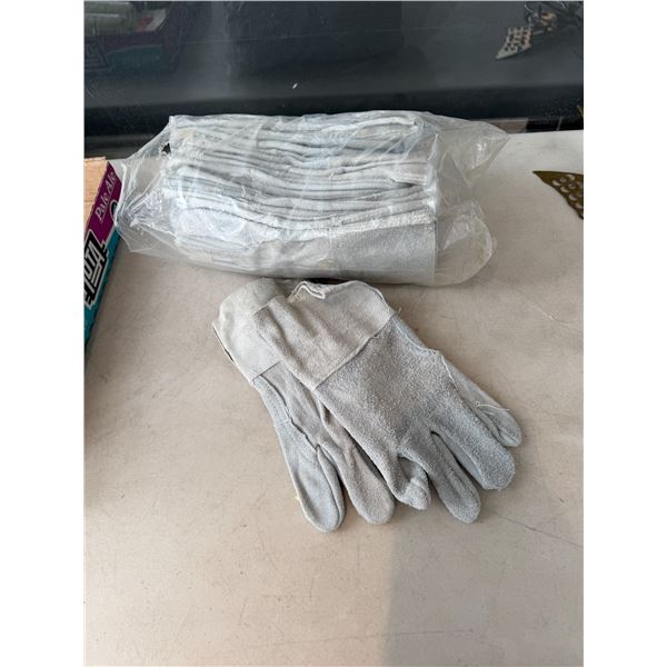 Work gloves