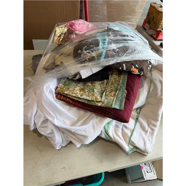 Assorted linens