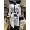 Image 1 : 8 medium to double XL robe Lingerie items assorted colors