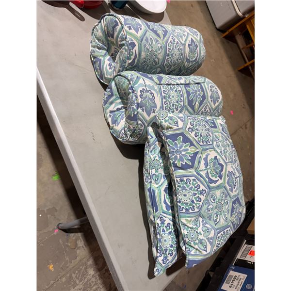 Outdoor cushions