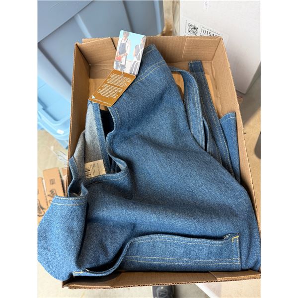 NWT comfort apron