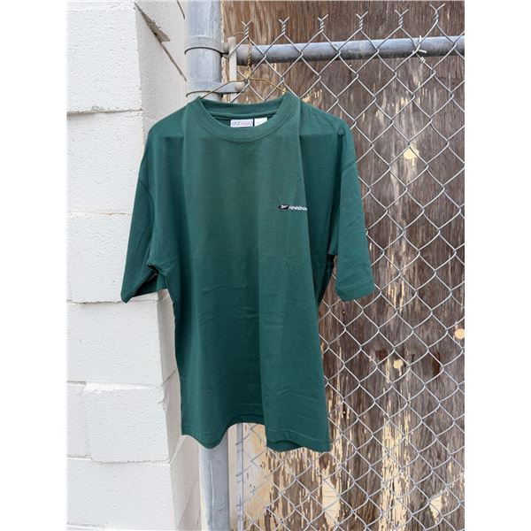 Reebok T-shirt size small