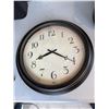 Image 1 : Clock
