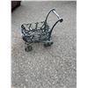 Image 1 : Small rustic decor/planter
