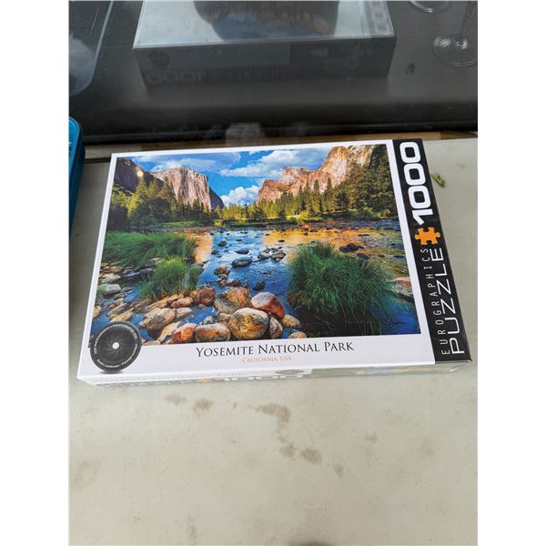 New sealed 1000 piece puzzle
