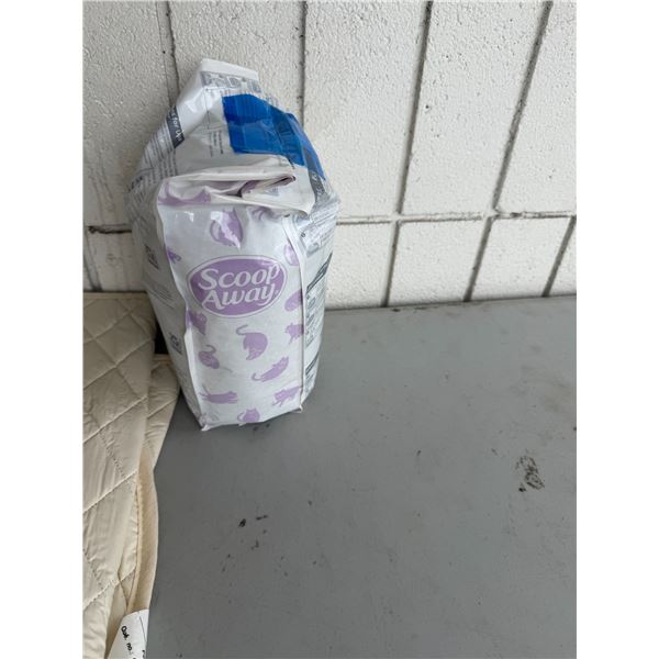 Cat litter item