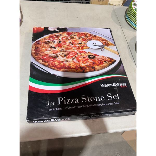 Three Peace pizza stone set