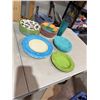 Image 1 : Patio or poolside dishes