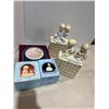 Image 1 : Precious moments figurines